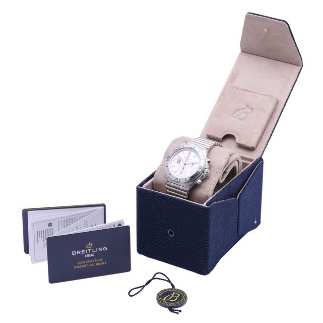 Breitling Chronomat B01 42 AB0134 Image 7